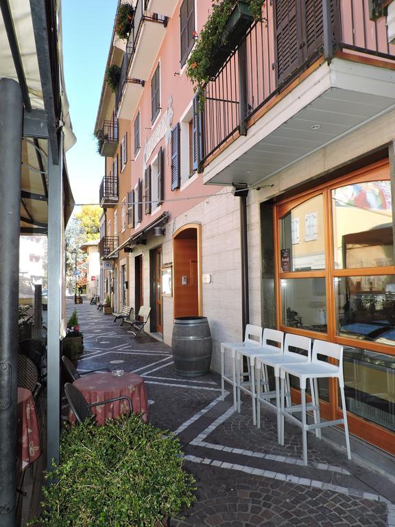 Hotel Zeni Brentonico Eksteriør billede